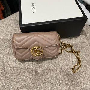 Gucci Marmont Super Mini